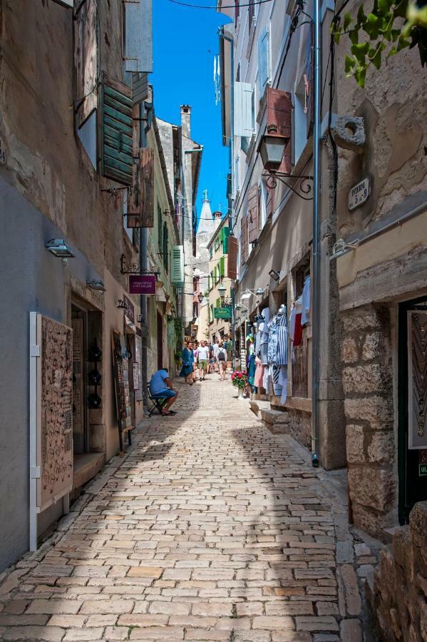 Harmony In Blue Apartment Rovinj Exterior photo