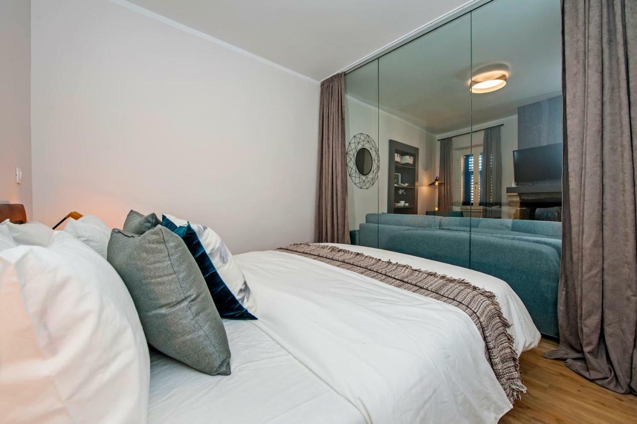 Harmony In Blue Apartment Rovinj Exterior photo