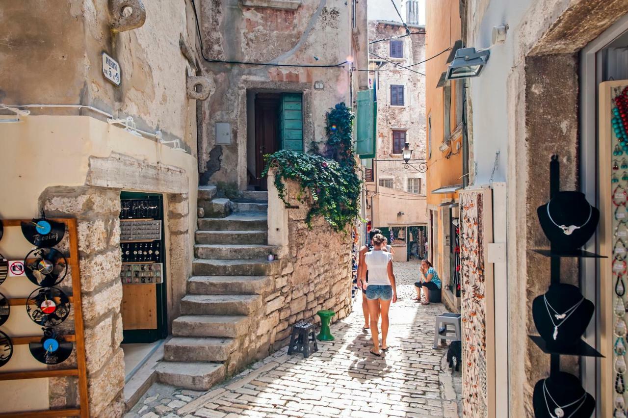 Harmony In Blue Apartment Rovinj Exterior photo